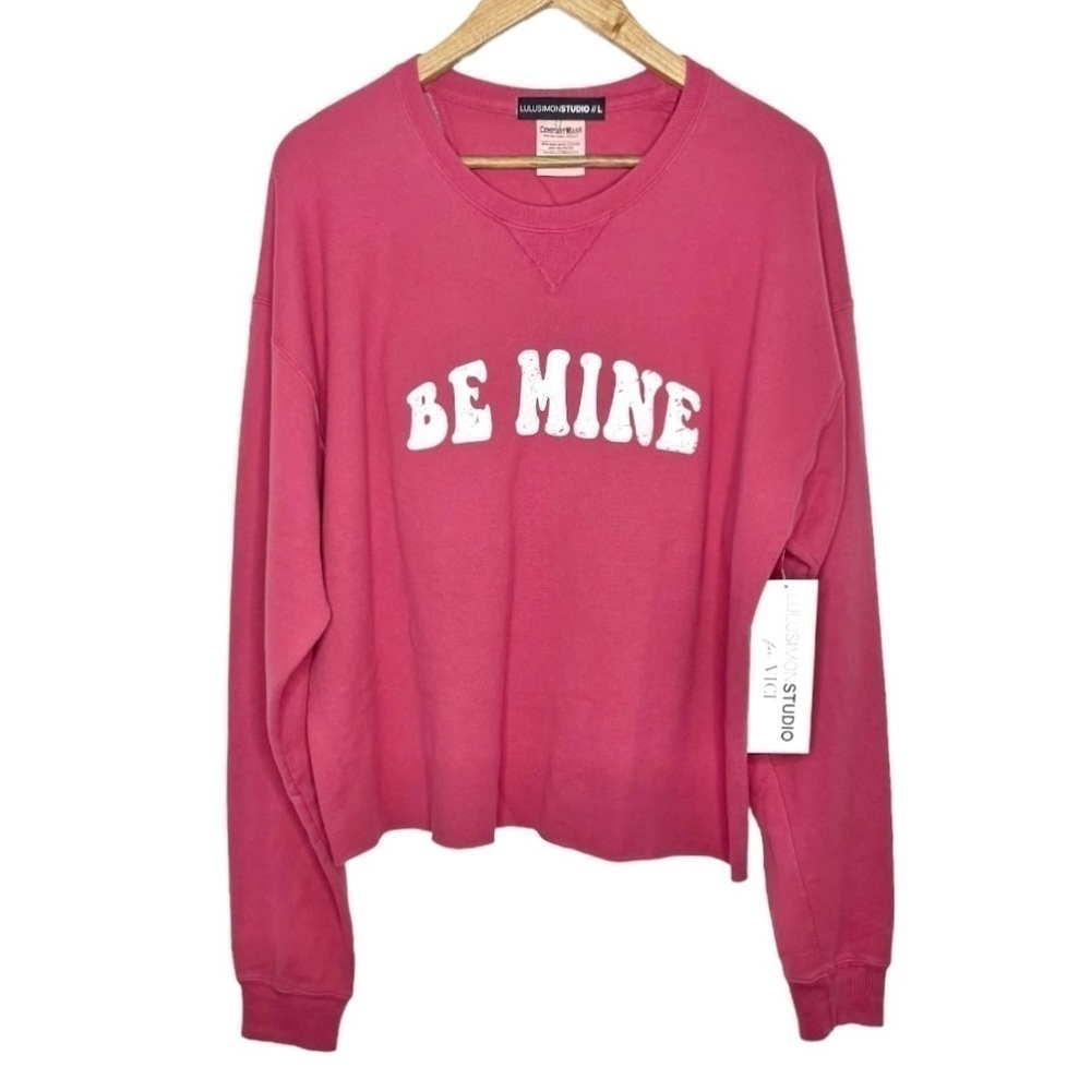 Lulusimonstudio for VICI Be Mine‎ Graphic Sweatshirt Pink NWT